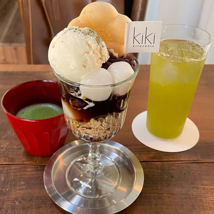 「やすらぎセット」1300円 ※KiKiパフェは＋450円、ソーダは＋100円（パフェ単体は950円、ソーダ単体は700円）