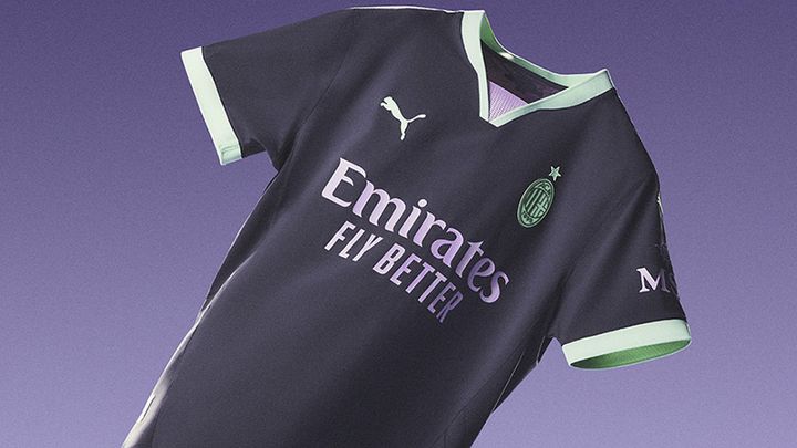 またも異色デザイン！ミランが「創造と革新」の新サードユニフォームを発表 第2節パルマ戦でデビューへ