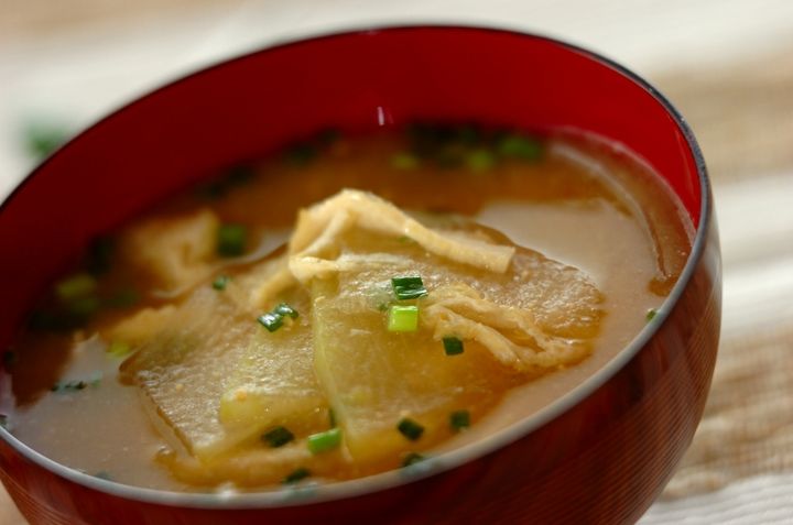 とろとろ冬瓜と油揚げのみそ汁