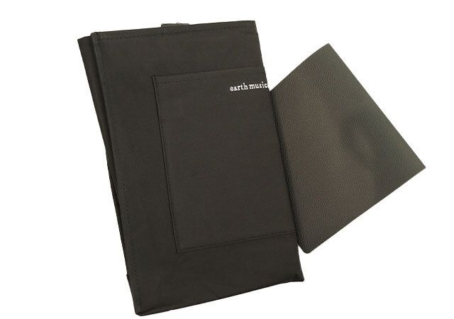 宝島社ムック付録のearth music＆ecologyの横型トートバッグ4
