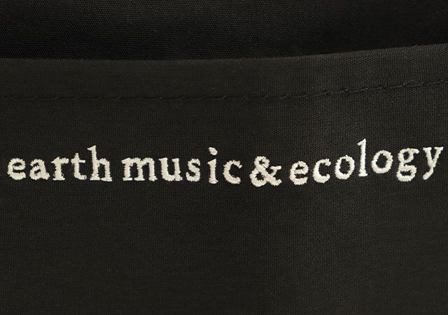宝島社ムック付録のearth music＆ecologyの横型トートバッグ3