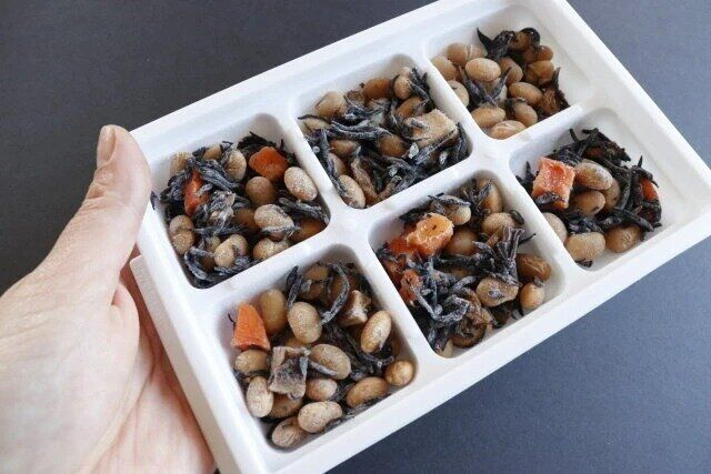 ダイソー キューブトレー 小分け式 使用例