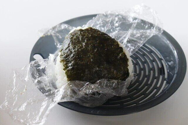 ダイソー COOK 平ザル・小 粗熱取り