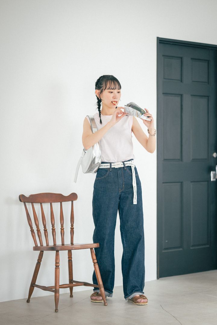 “ワイドデニム”でTシャツコーデが垢抜ける！お手本着こなし2選【FUDGE FRIEND おしゃれさんの毎日コーディネート｜UMI】