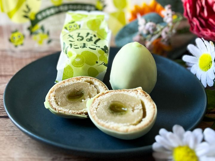 テーブルに並んだ「さるなしたまご」