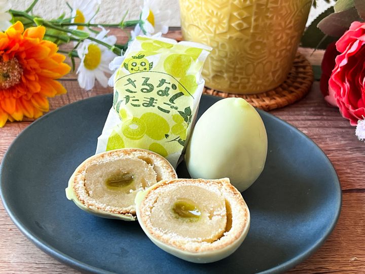 テーブルに並んだ「さるなしたまご」