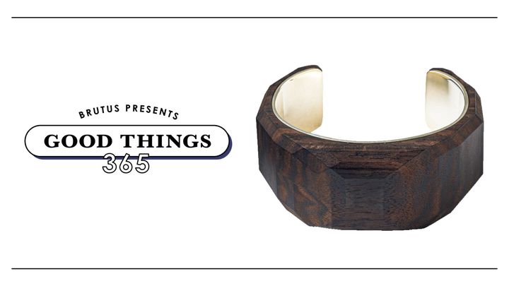 〈ジ インデペンデンス デイ〉のブレスレット