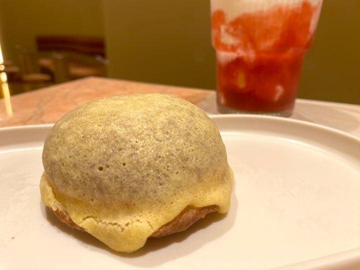 「生メロンパン」363円