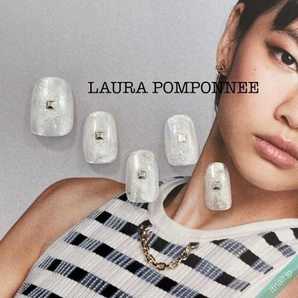 LAURA POMPONNEEが投稿したネイルデザイン [photoid:I0125772] via Itnail Design (739022)