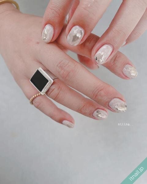 a little salon niiinaが投稿したネイルデザイン [photoid:I0118065] via Itnail Design (739027)