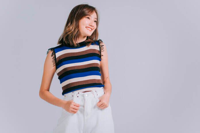 上目遣いはもう古い!? 平成とは違う「令和のモテテク」6選