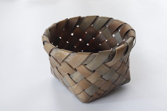 ダイソー 水杉収納ボックス（丸型、2サイズアソート） デザイン