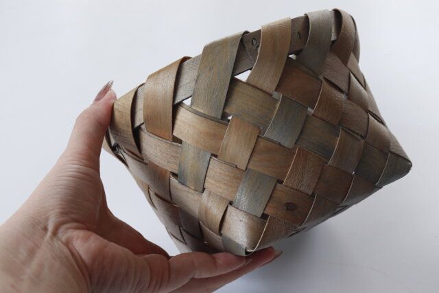 ダイソー 水杉収納ボックス（丸型、2サイズアソート） 素材