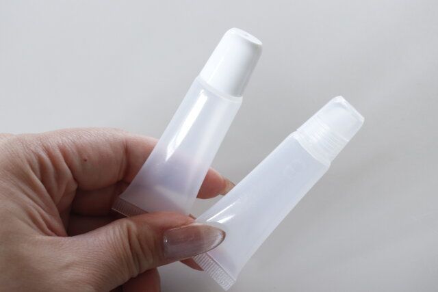 セリア やわらかチューブボトル2Pクリーム用15ml デザイン