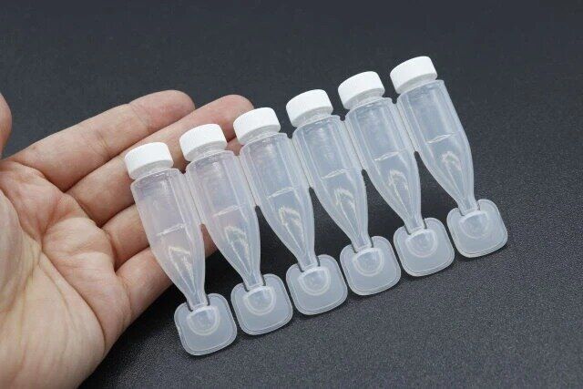 セリア 連結詰め替えチューブ5ml6連