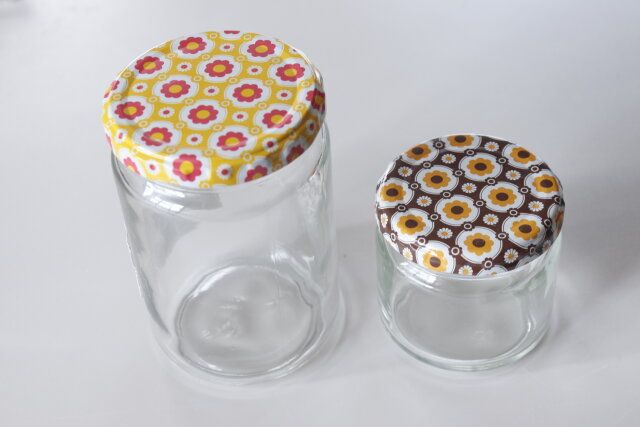 ダイソー ツイストキャップ（花、オレンジ・ピンク、約370mL） ツイストキャップ（花、オレンジ・ピンク、約150mL） デザイン