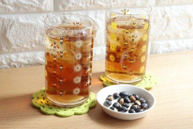 ダイソー 懐かしのソーダグラス（ミツバチ、イエロー・オレンジ、約420mL）