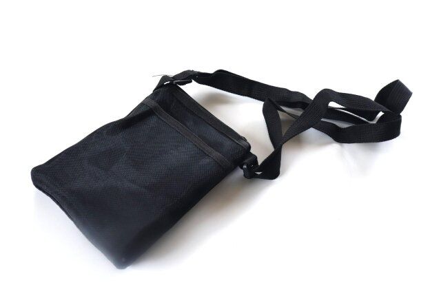 ダイソー300円黒バッグレビューミニショルダー