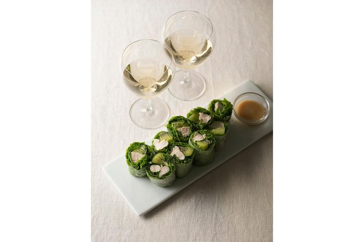 ワインをそそる生春巻き