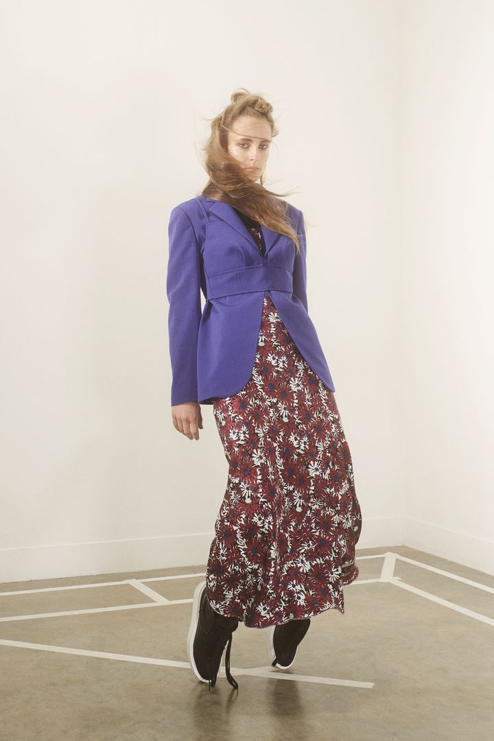 コルヴィル 2019-20年秋冬コレクションより。