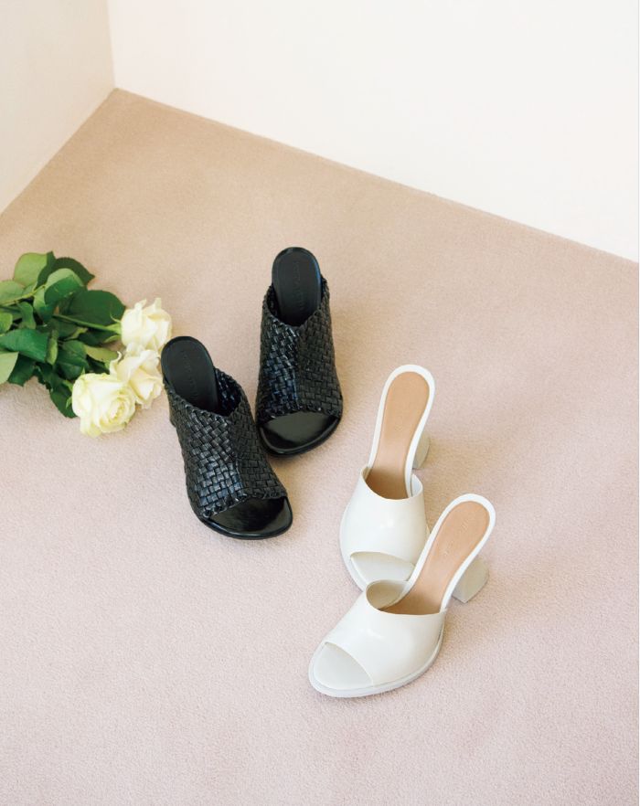 ボッテガヴぇネタ サンダル