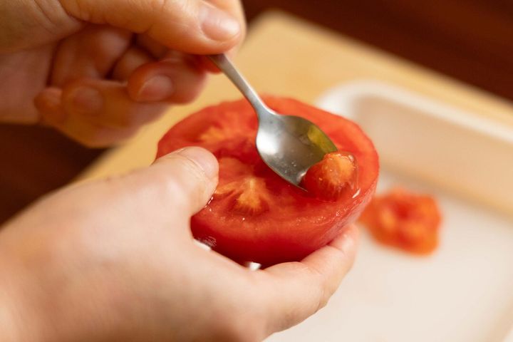 トマトの下準備