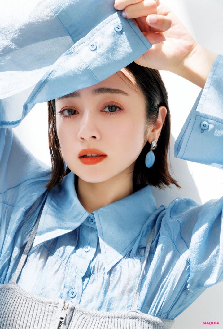 安達祐実さんの秋メイク。乾いたムードの「辛口オレンジフェイス」で季節を先取り！ _5