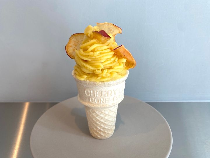 「蜜芋モンブランのソフトクリーム」