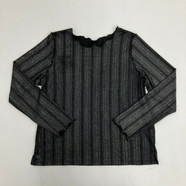 しまむらのラメプルオーバー