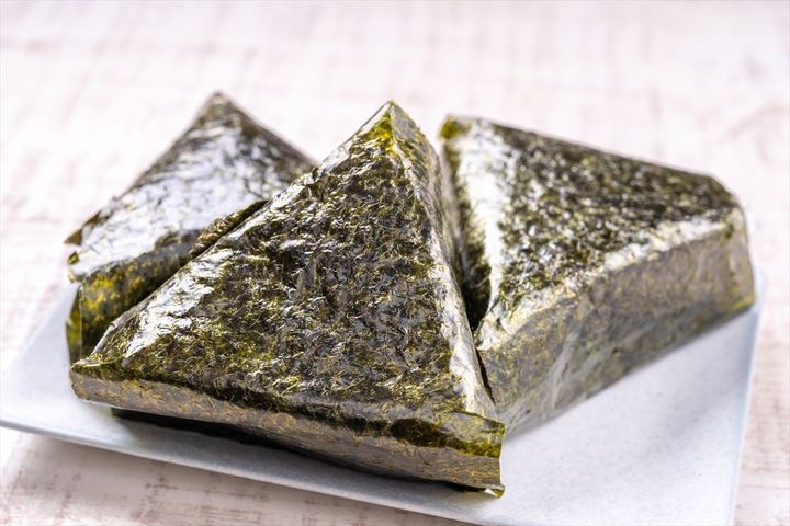 男女500人のコンビニおにぎり「好きな具」ランキング結果は？