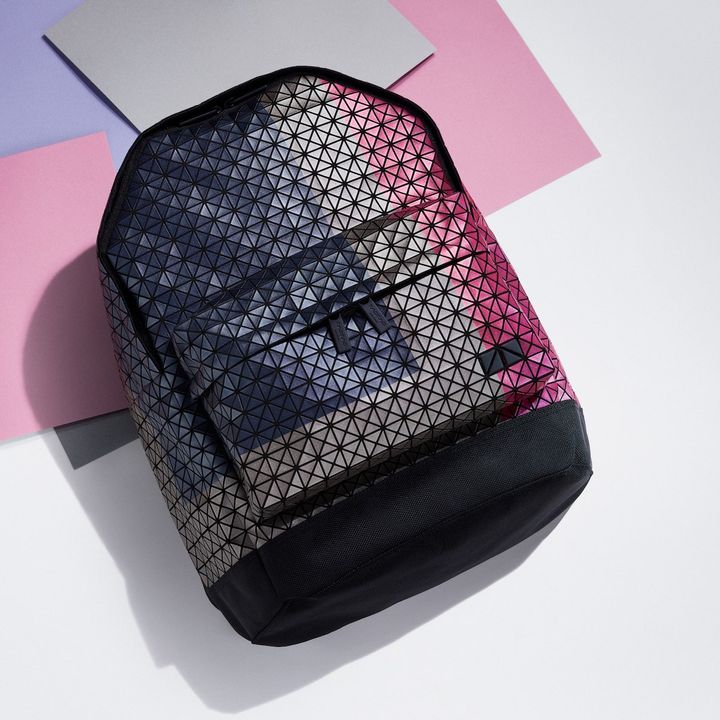 「DAYPACK TRES（KUROシリーズ）」バックパック ¥77,000