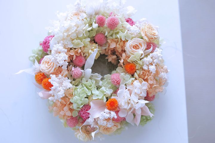 プリザーブドフラワーのリース