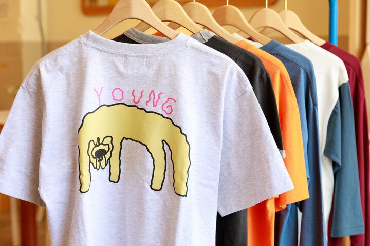 ラーメン＆アパレルのコラボが個性的♪生搾りレモンラーメンが話題の「ラーメンやんぐ」