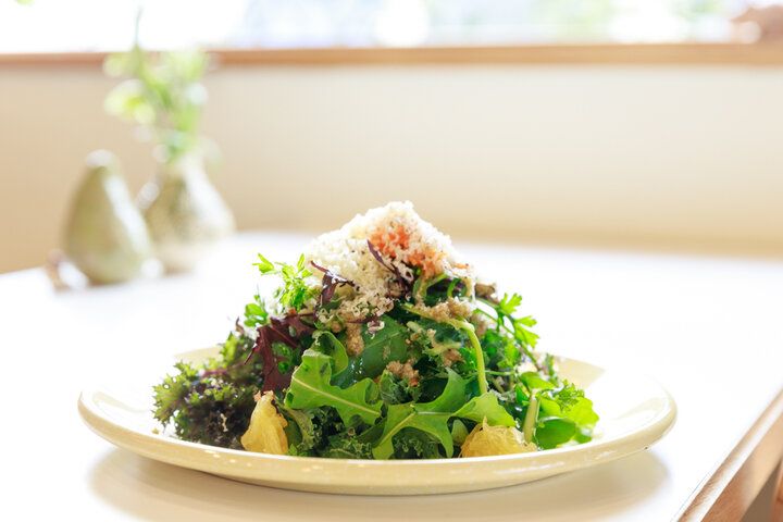 ラーメン＆アパレルのコラボが個性的♪生搾りレモンラーメンが話題の「ラーメンやんぐ」