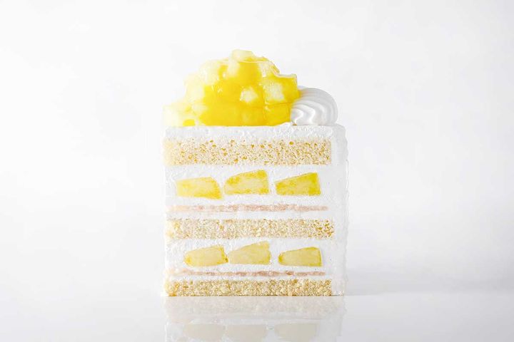 これは“本物”の「新エクストラスーパーメロンショートケーキ」￥4,320（テイクアウト料金）