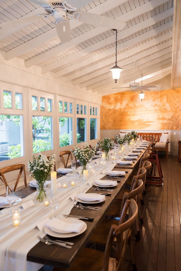 雨により屋内に急遽設置したパーティ会場。「よりアットホームな雰囲気のパーティになって結果オーライでした」と松島さん