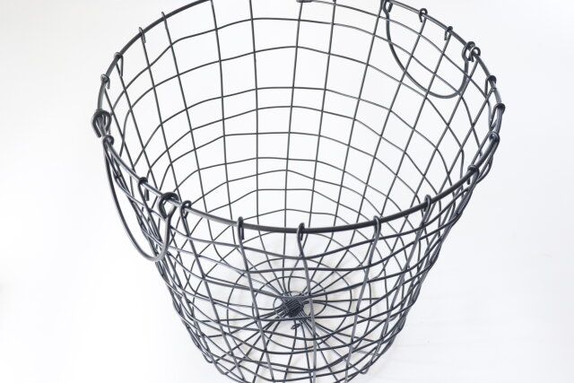 ダイソー ワイヤークラフトバスケット（丸形） デザイン