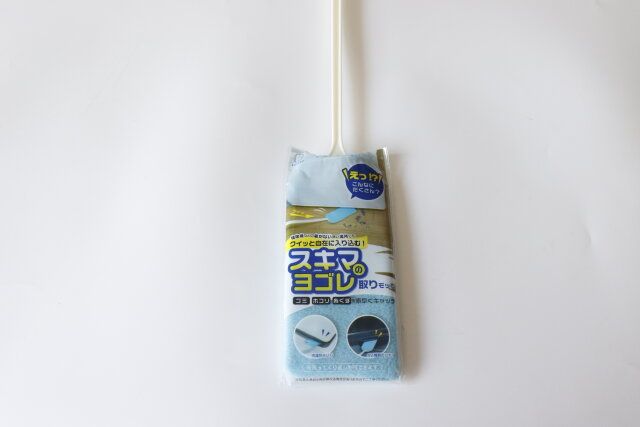 セリア スキマのヨゴレ取りモップ パッケージ