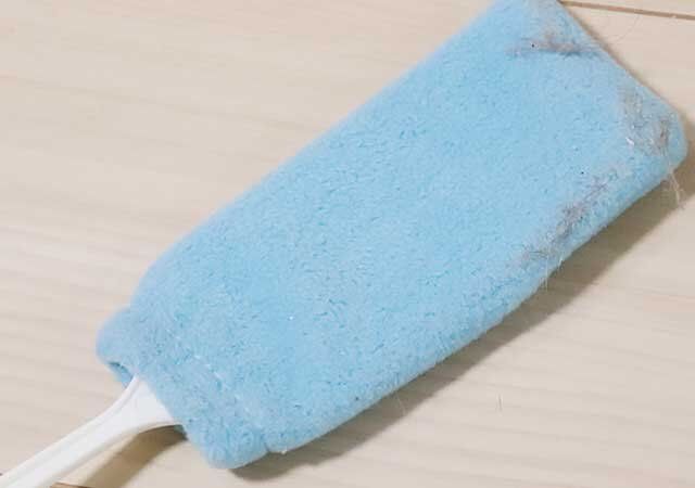 セリア スキマのヨゴレ取りモップ 使用例 ほこり