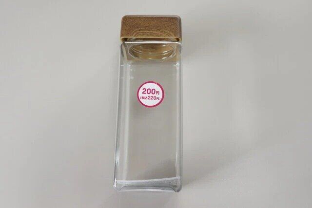 ダイソー ドリンクボトル（スクエア、蓋木目調、540mL） 商品情報