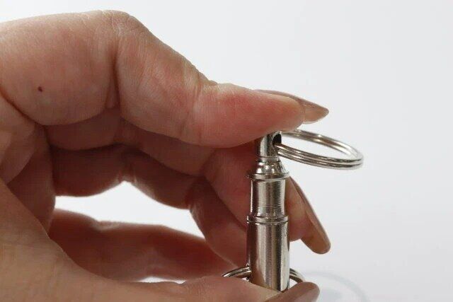 ダイソー 取り外し可能なキーリング 取り外し ストッパー