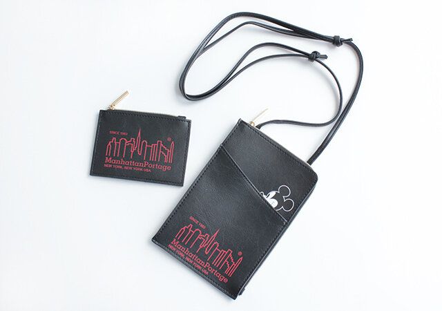 宝島社GLOW10月号増刊付録のマンハッタンポーテージとミッキーマウスコラボのお出かけスマホポシェットとカード＆コイン入れ2