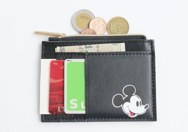 宝島社GLOW10月号増刊付録のマンハッタンポーテージとミッキーマウスコラボのカード＆コイン入れ2