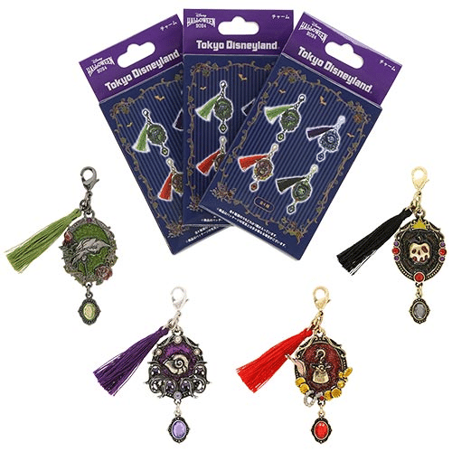 ※全4種 1箱で全種揃えられる「チャームセット」4000円もあります