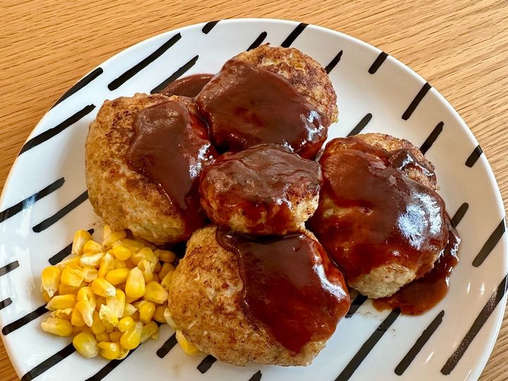 完成したハンバーグ（JA全農広報部の公式Xアカウントより）