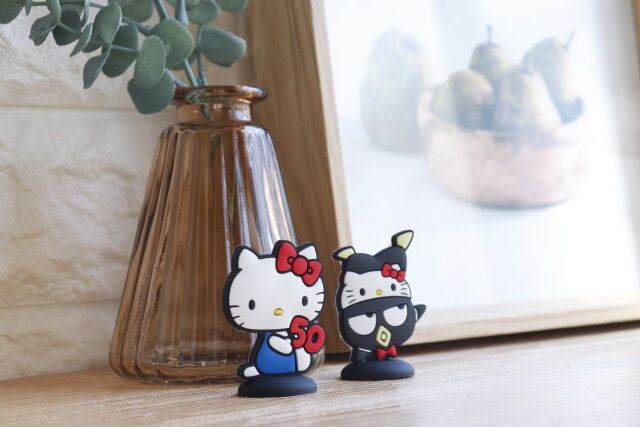 ダイソー ラバースタンド K／T 50周年 ラバースタンド X／O 50周年 デザイン