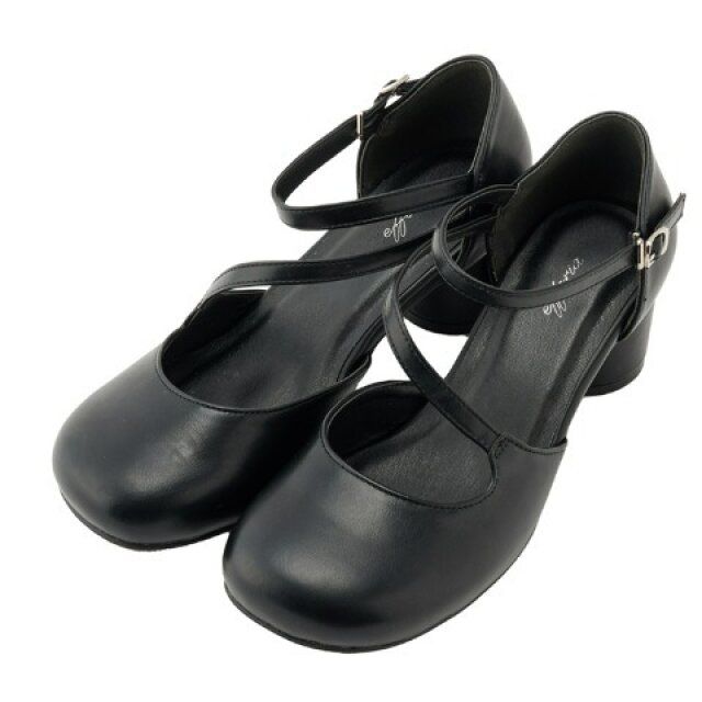 しまむらのストラップパンプス