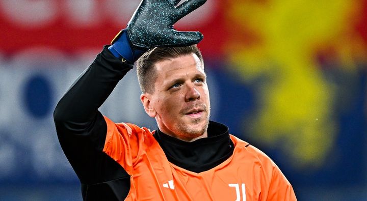 34歳シュチェスニ、現役引退を発表 「応援と批判、愛と憎しみ、サッカーの最も美しくロマンチックな部分…」