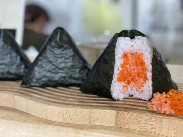 徳三郎本舗のおにぎり