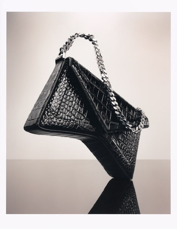 MANHATTA BAG WITH CHAIN STRAP ¥326,700